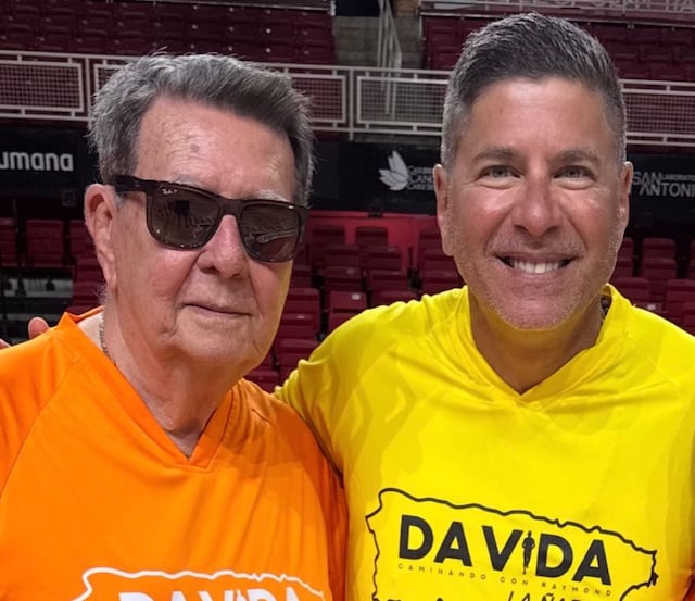 Raymond Arrieta revela su ausencia en televisión es por delicada situación de salud de su padre