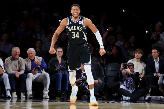 Bucks vencen 110-102 a Hawks