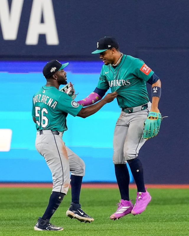 Marineros sorprenden a Toronto y toman ventaja en la Serie de Campeonato