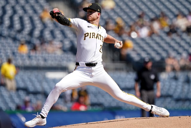 Bailey Falter lleva juego sin hits hasta la séptima  y Piratas vencen a Marlins