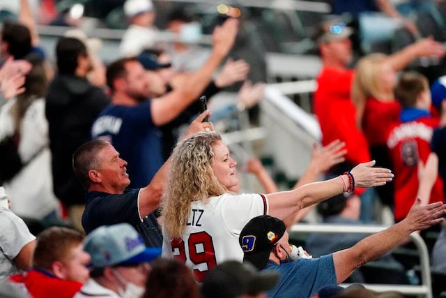 Bravos de Atlanta llevan su grito de guerra a la Serie Mundial