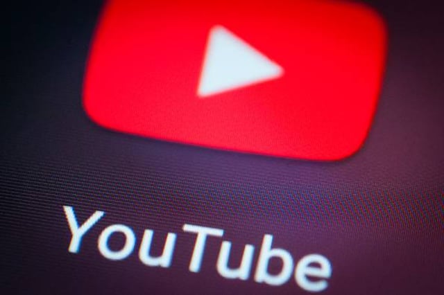 Youtube prueba función para buscar canciones con tan solo tararear