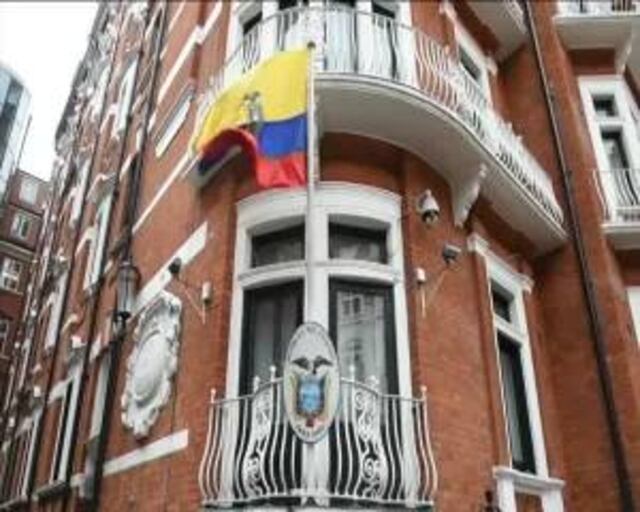 Julian Assange: Expectativa en la Embajada de Ecuador en Londres