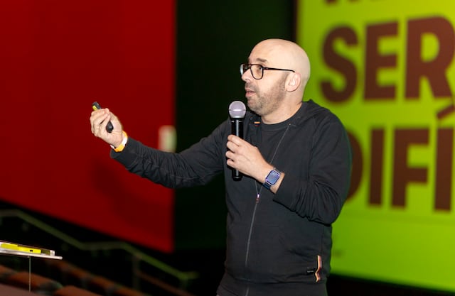 Presentan charlas sobre Inteligencia Artificial