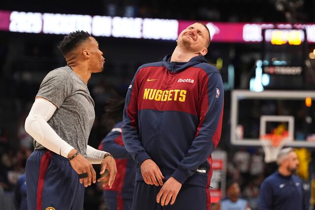 Jokic logra promedio de triple-doble en la temporada
