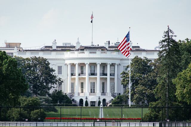 Trump asegura que el control de EE. UU. sobre Venezuela y su petróleo puede durar años