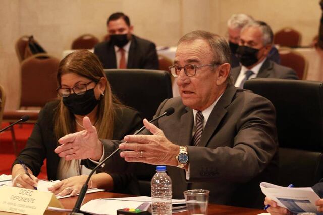 Junta recorta $60 millones al presupuesto de Desarrollo Económico y Comercio