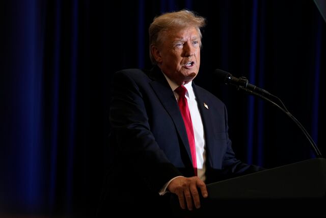 Republicanos de Colorado apelan prohibición de que Trump aparezca en las boletas