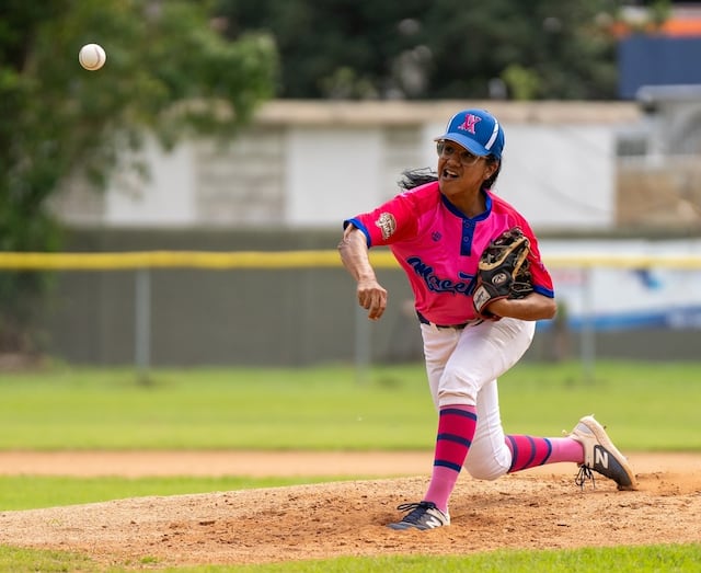 Lobas y Maceteras pasan a la final del béisbol femenino en Puerto Rico