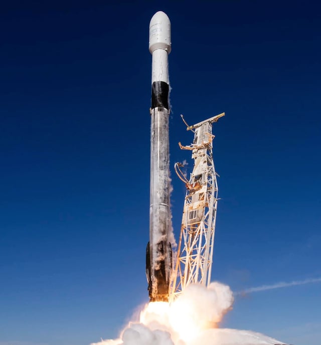 Así se vio el lanzamiento del cohete Falcon 9 desde Puerto Rico