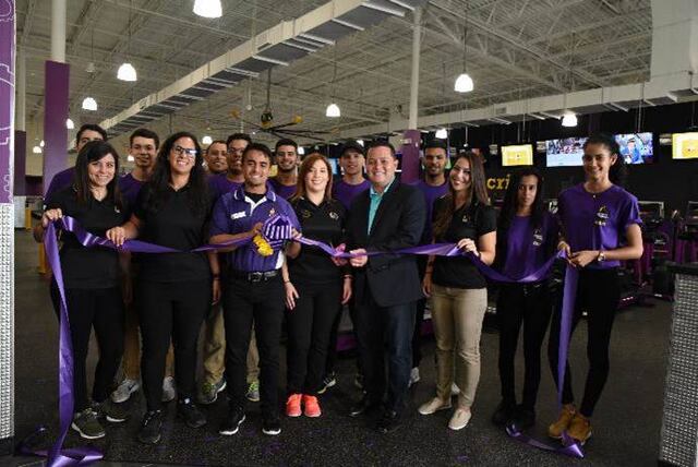 Planet Fitness inaugura el más moderno gimnasio en Plaza Guaynabo