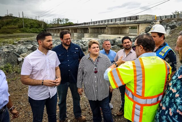 Inauguran puente en la PR-102 en San Germán con una inversión de $19 millones de dólares