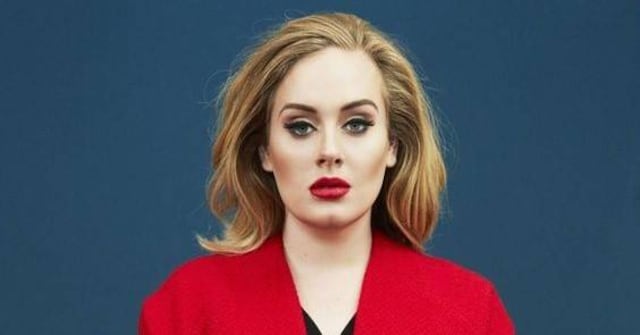 Adele sorprende al presumir su abdomen plano y delgada cintura