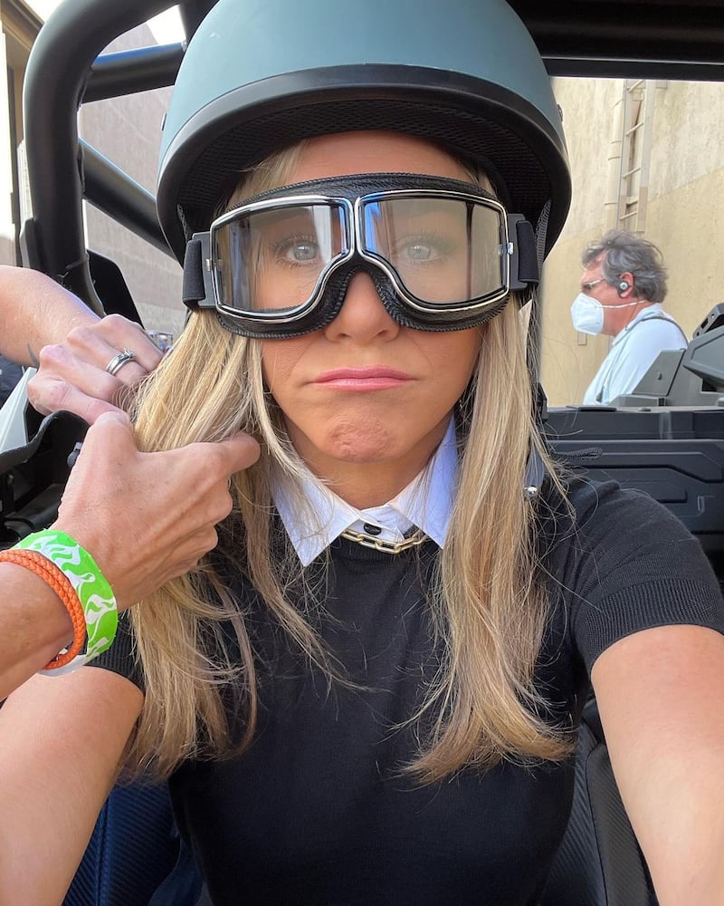 Instagram: @jenniferaniston