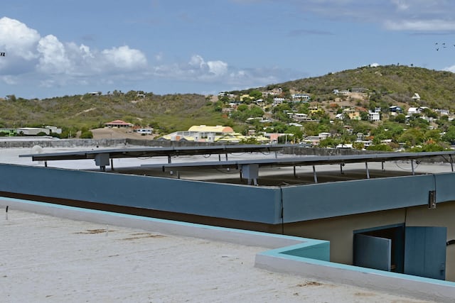 Pasa del 10% la energía consumida en Puerto Rico generada por placas solares