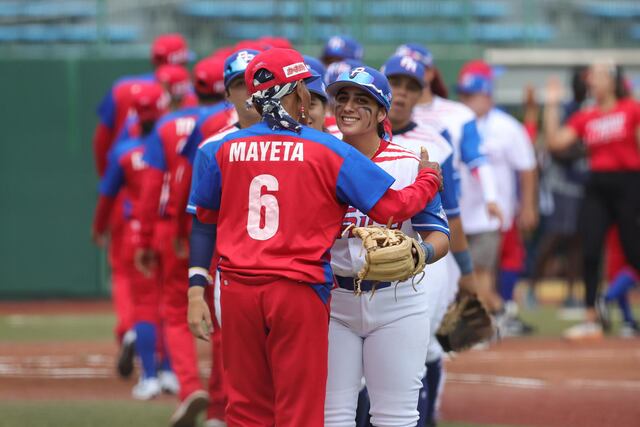 Torneo amistoso de béisbol femenino: Canadá vs. Puerto Rico