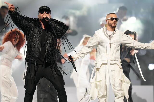 Boricuas encienden la tarima de Premio Lo Nuestro