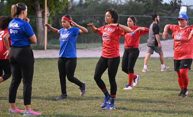 Escogidas las 20 jugadoras rumbo al Premundial de béisbol femenino