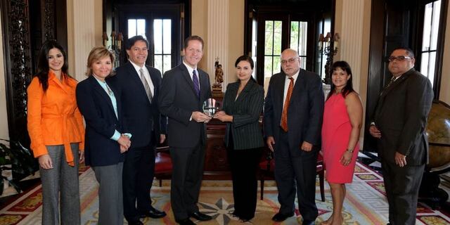 Puerto Rico recibe premio por reducción de nacimientos prematuros