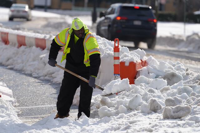 Nueva York declara estado de emergencia ante intensa tormenta de nieve