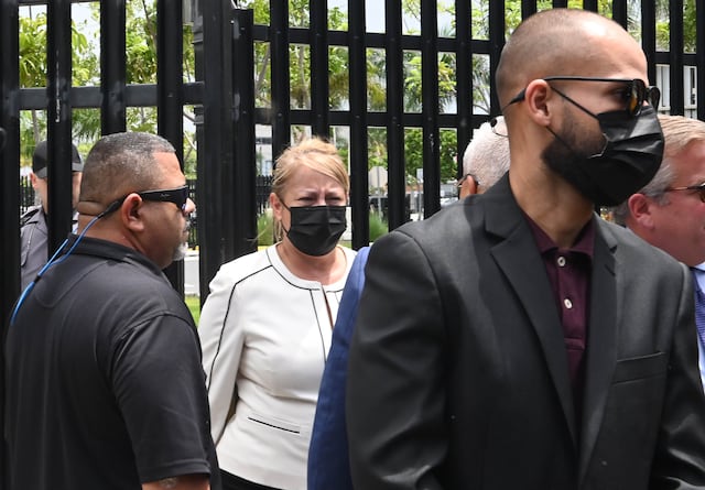 Avanzan negociaciones para evitar juicio contra Wanda Vázquez