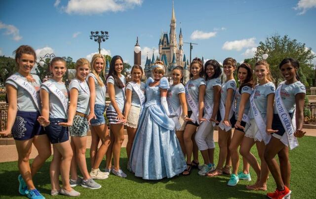 Candidatas a Miss América se reúnen en Disney