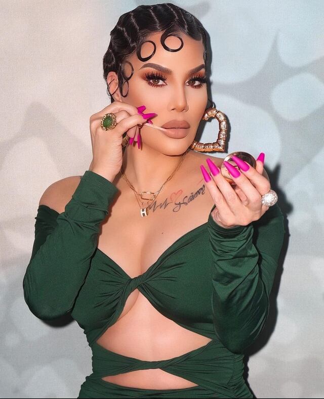 Ivy Queen coquetea con cambiarse al género de  la salsa
