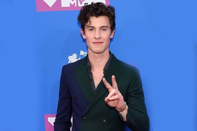 ¡Perfecto! Así llegó Shawn Mendes con un blazer a dos tonos a los MTV Video Music Awards