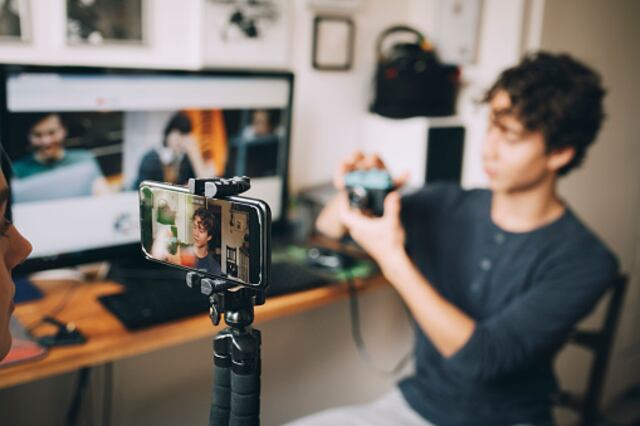 En Francia aprueban una ley que regulará a los influencers en las redes sociales