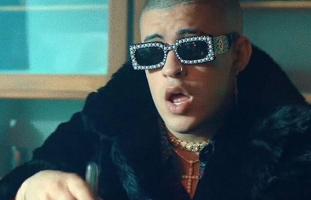 Bad Bunny sí regalo flores y revela a quién