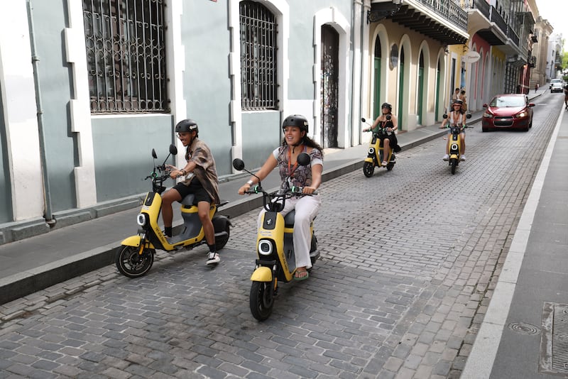 Los residentes han denunciado el uso de escúters en la ciudad histórica.
Foto por Brandon Cruz González | Centro de Periodismo Investigativo