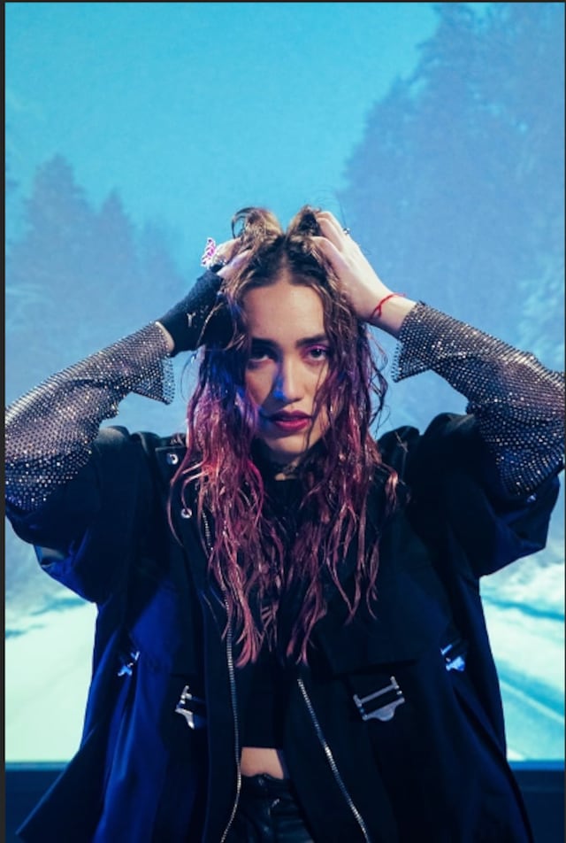 Nuevo tema de cantante Ela Taubert debuta en la lista global de Spotify