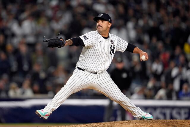 Yankees adquieren a cerrador Devin Williams de los Brewers