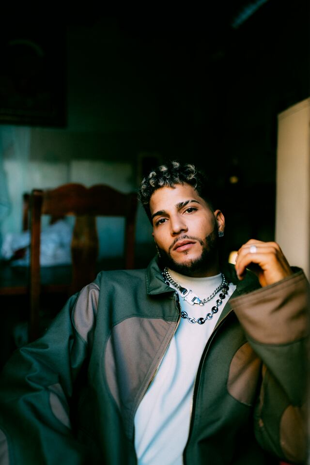 JonLee presenta su nuevo sencillo “Pensando en ti”