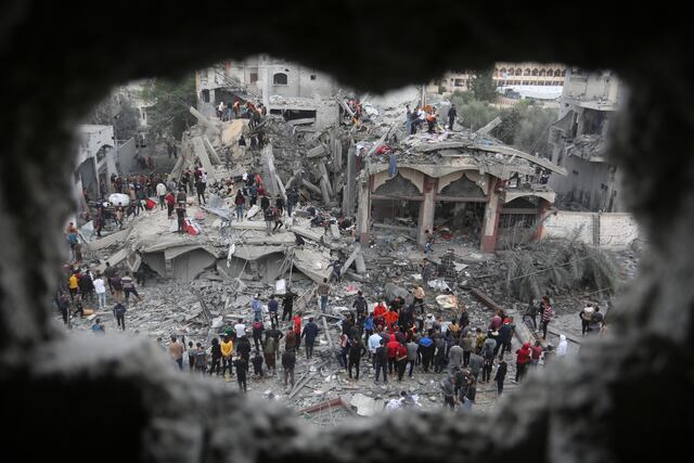 Acuerdo de tregua aviva esperanza de liberar a rehenes y frenar guerra en Gaza