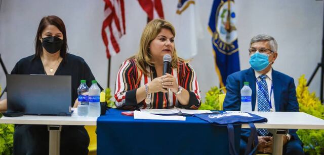 Comisionada se reúne con organizaciones para discutir el VIH/SIDA en Puerto Rico