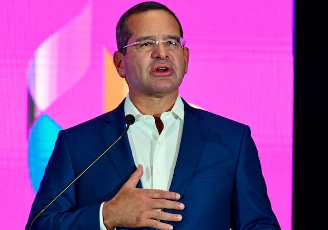 Gobernador no tiene problemas que se publique sin editar el acuerdo entre AES con la AEE