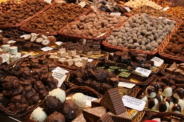 El cacao cultivado ilegalmente en la selva de Nigeria va a grandes proveedores de productores de chocolate