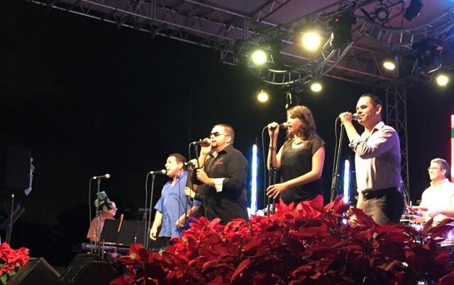 Miles asisten al encendido de Navidad en Carolina dedicado a Cheo Feliciano