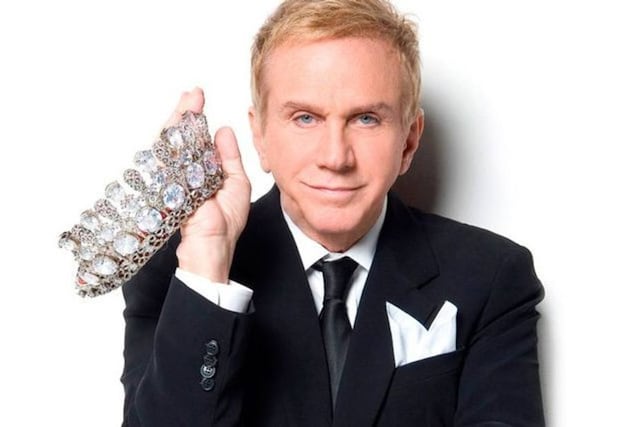 Osmel Sousa sale de Miss Universo
