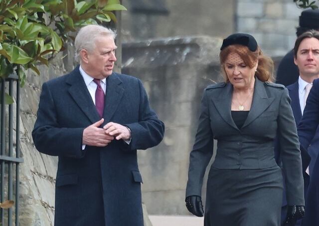 Sarah Ferguson cierra su fundación benéfica tras revelarse correos que evidencian lazos con Epstein