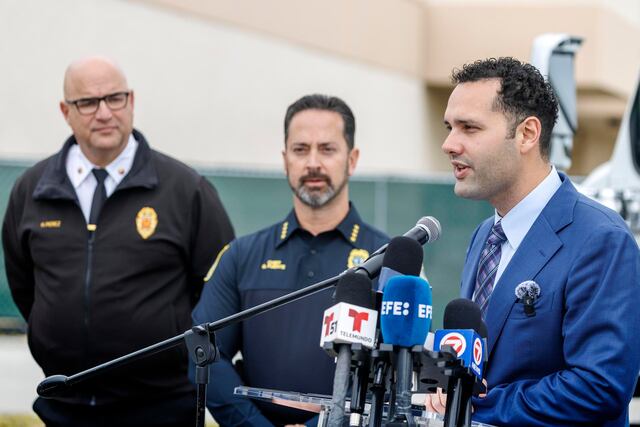 Ciudad más cubana de EE.UU. anuncia plan de emergencia para “caída del régimen” de la isla
