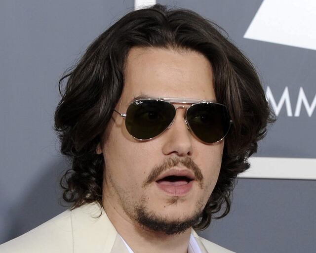 Guitarrista John Mayer se recupera tras cirugía de emergencia