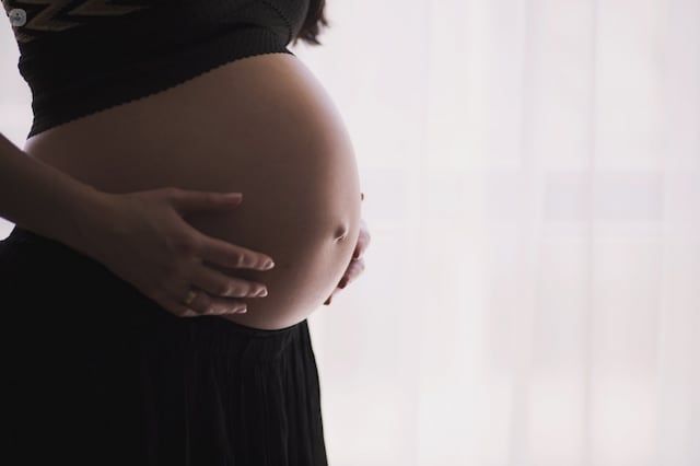 Depresión posparto es más común en latinas que viven en Estados Unidos, según estudio