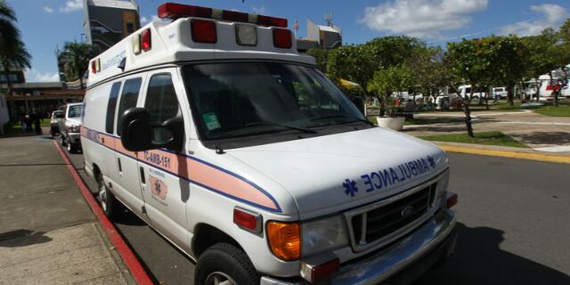Mujer sufre accidente junto a dos nietos en San Sebastián
