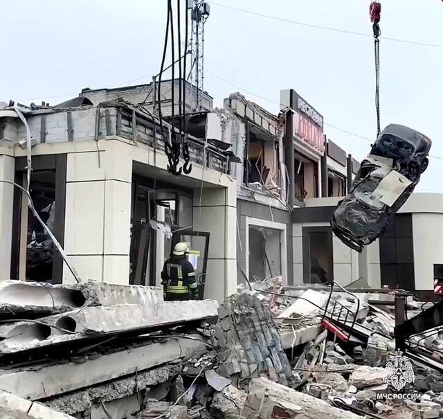 Al menos 28 muertos tras ataque a una panadería en Ucrania ocupada por Rusia