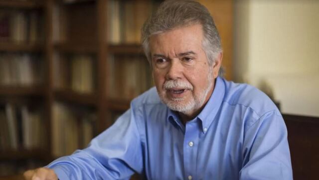 José Luis Vega presenta su más reciente libro “Travesía y otros poemas”