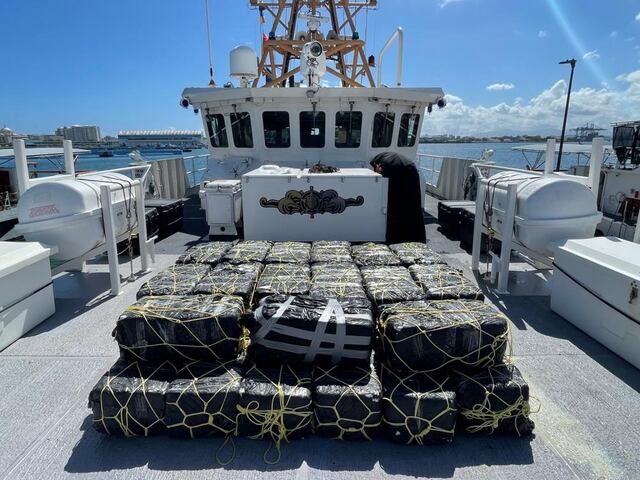 Guardia Costera ocupa $20 millones en cocaína cerca de Puerto Rico