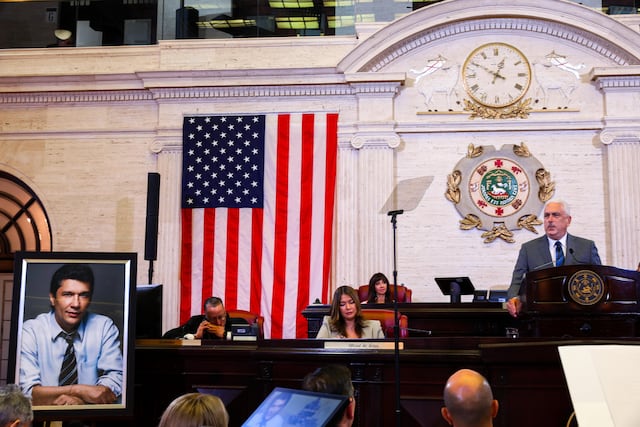 Senado rinde homenaje al productor y empresario Ángelo Medina