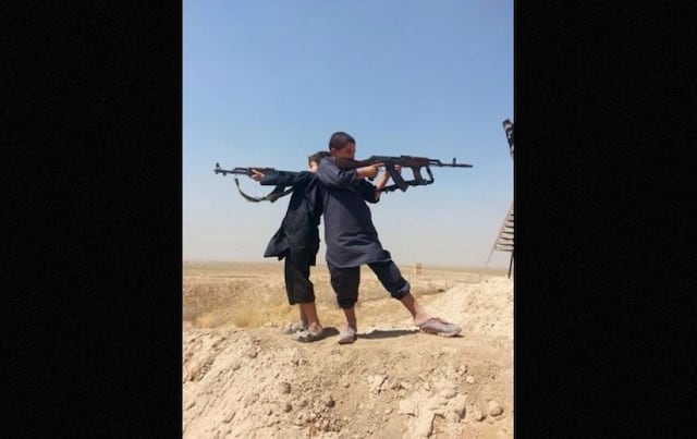 ¡Sean Penn lo vuelve a hacer! Ahora confiesa ver las decapitaciones de ISIS
